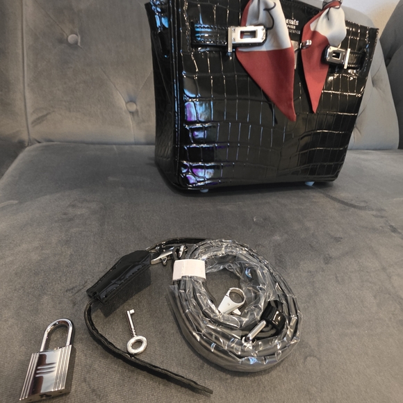 Black Crocodile Style H Birkin 25cm Inspired Bag - Picture 3 of 17